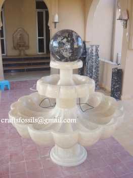 相片: 出售 装饰 FONTAINE EN MARBRE MAROC - FONTAINE EN MARBRE MAROC AVEC BOULE
