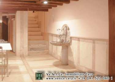 相片: 出售 大厦 120 m2