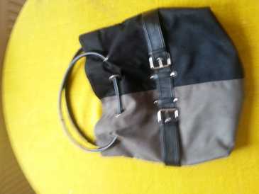 相片: 出售 辅助部件 妇女 - ARTESANIA - CARTERA