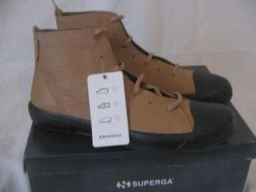 相片: 出售 鞋子 人 - SUPERGA