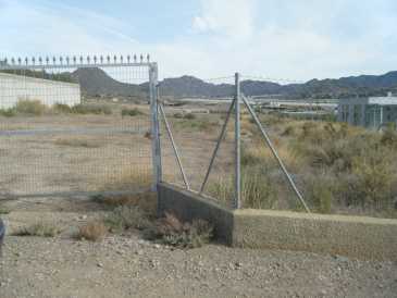 相片: 出售 土地 2,020 m2