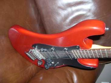 相片: 出售 吉他和其它弦乐器 KRAMER - KRAMER US PACER DELUXE