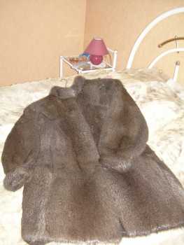 相片: 出售 衣物 妇女 - FOURREUR INDEPENDANT - MANTEAU