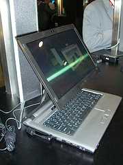 相片: 出售 便携式计算机 SONY - VAIO VGN-A117S