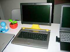 相片: 出售 便携式计算机 SONY - VAIO VGN-A117S