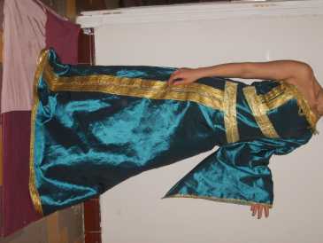 相片: 出售 衣物 妇女 - STYLISTE - ROBES ORIENTALE