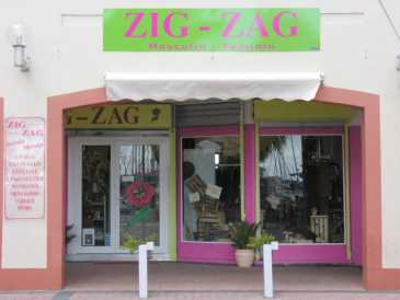 相片: 租 商店 72 m2