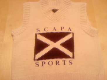 相片: 出售 衣物 妇女 - SCAPA