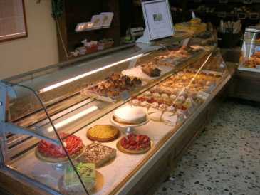 相片: 出售 商店 200 m2