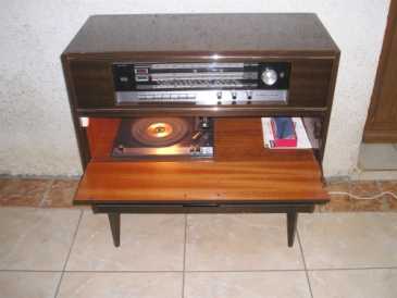 相片: 出售 其它对象 GRUNDIG - MEUBLE ANCIEN RADIO TOURNE DISQUE