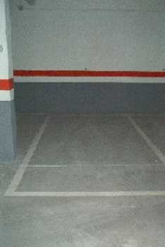相片: 租 停车处设施 12 m2