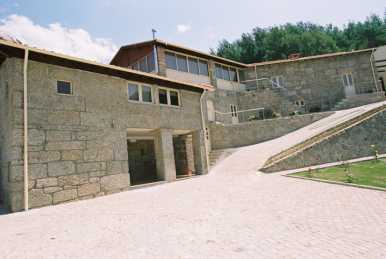 相片: 出售 大房子 700 m2