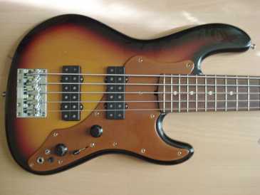 相片: 出售 吉他和其它弦乐器 FENDER - ROSCOE BECK