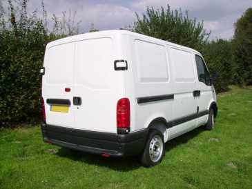 相片: 出售 卡车和公共事业 RENAULT - MASTER L1H1 DCI 80