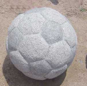 相片: 出售 雕塑 花岗岩 - PALLONE IN GRANITO