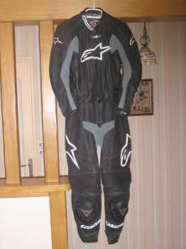 相片: 出售 零件和辅助部件 ALPINESTARS