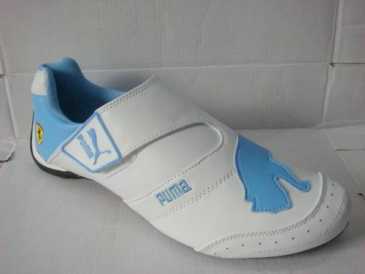 相片: 出售 衣物 人 - PUMA - TALLA 43