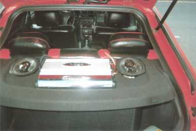 相片: 出售 汽车 MAZDA - 323F