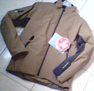 相片: 出售 衣物 人 - ROSSIGNOL - WIND JACKET ROSSIGNOL KAKI