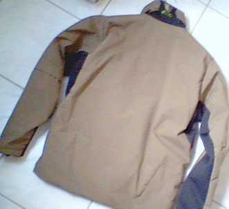 相片: 出售 衣物 人 - ROSSIGNOL - WIND JACKET ROSSIGNOL KAKI
