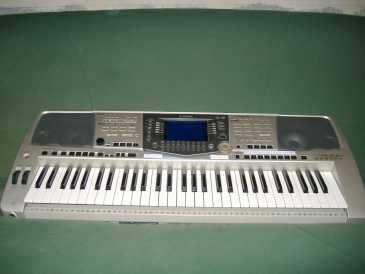 相片: 出售 钢琴和合成器 YAMAHA - PRS2000