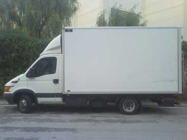 相片: 出售 卡车和公共事业 IVECO - 35 C 12