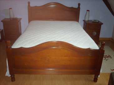 相片: 出售 家具 MERISIER MASSIF TEINTE NOYER - CHAMBRE A COUCHER