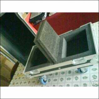 相片: 出售 其他人 MCLORE - MCLORE FLIGHT CASE FLIGHTCASE LIVE MONITOR ETC NEW