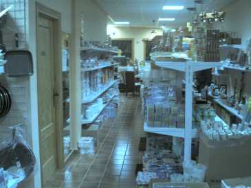 相片: 出售 停车处设施 150 m2