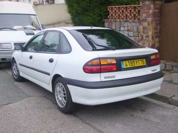 相片: 出售 汽车 RENAULT - Laguna