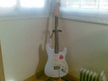 相片: 出售 吉他和其它弦乐器 FENDER - STRATOCASTER MEXICANA