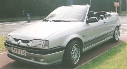 相片: 出售 汽车 RENAULT - R19