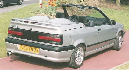 相片: 出售 汽车 RENAULT - R19