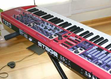 相片: 出售 钢琴和合成器 CLAVIA NORD STAGE COMPACT - CLAVIA NORD STAGE COMPACT 73. NUEVO.