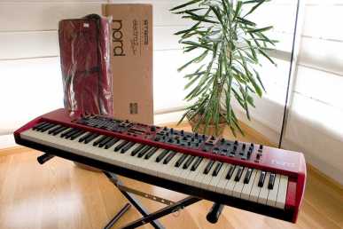 相片: 出售 钢琴和合成器 CLAVIA NORD STAGE COMPACT - CLAVIA NORD STAGE COMPACT 73. NUEVO.