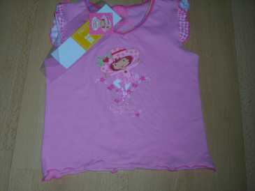 相片: 出售 衣物 孩子 - CHARLOTTE AUX FRAISES - TEE-SHIRT CHARLOTTE AUX FRAISES.NEUF
