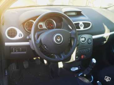 相片: 出售 汽车 RENAULT - CLIO3