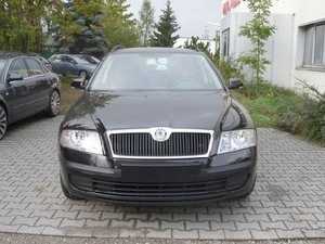 相片: 出售 汽车 SKODA - OCTAVIA