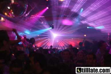 相片: 给为自由 休闲票 HIT LA RIVIERA - SALA LA RIVIERA