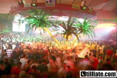 相片: 给为自由 休闲票 HIT LA RIVIERA - SALA LA RIVIERA