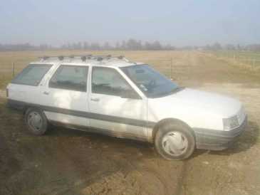 相片: 出售 汽车 RENAULT - R21