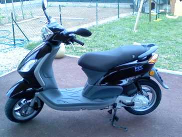 相片: 出售 滑行车 50 cc - PIAGGIO - PIAGGIO FLY 4T