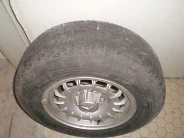 相片: 出售 零件和辅助部件 MERCEDES