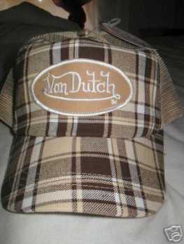 相片: 出售 衣物 人 - VON DUTCH