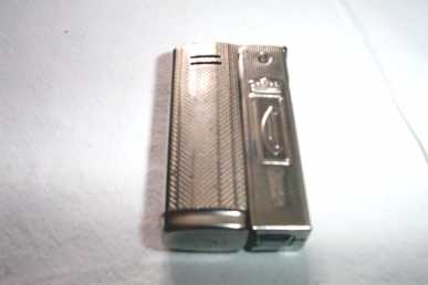 相片: 出售 打火机 ANCIEN BRIQUET A ESSENCE