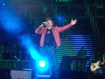 相片: 出售 音乐会票 VASCO ROSSI 28 GIUGNO  BIGLIETTI PRATO + AUTOBUS - SALERNO