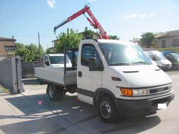 相片: 出售 卡车和公共事业 IVECO - IVECO DALY 35 C 9