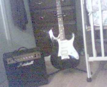 相片: 出售 吉他和其它弦乐器 IBANEZ - GIO