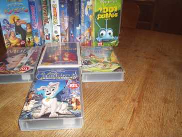 相片: 出售 12 VHS BAMBI-ARISTOCHATS-BELLE ET LE CLOCHARS ECT... - WALT DISNEY