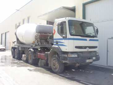 相片: 出售 汽车 RENAULT - CABEZA Y SEMIRREMOLQUE